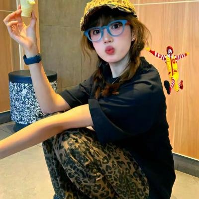 被称为爸爸的女人